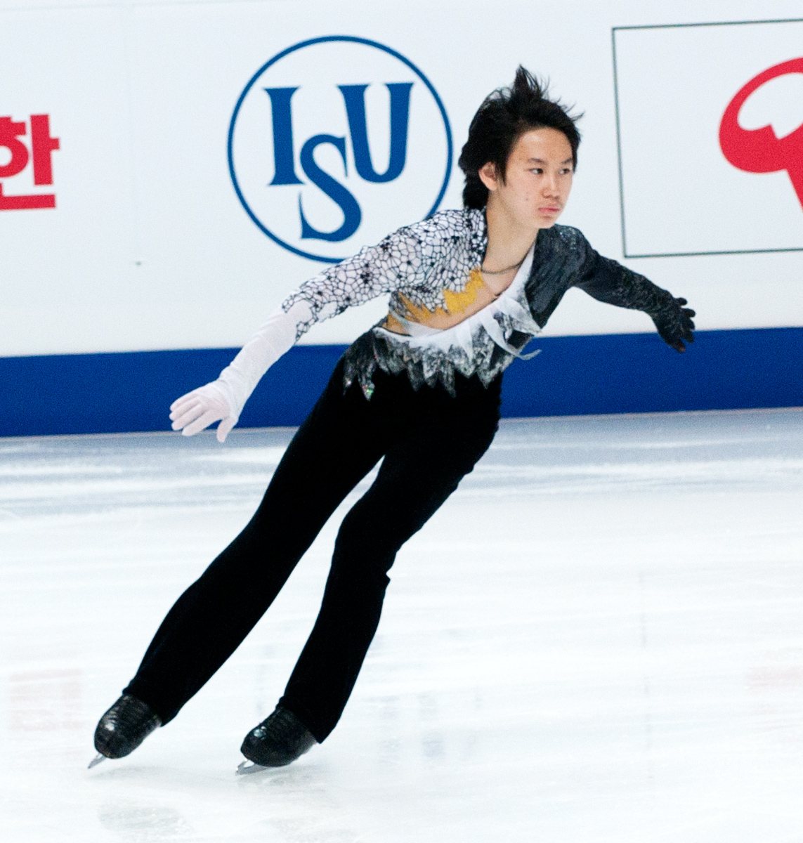 Figure Skating: The Complete Guide