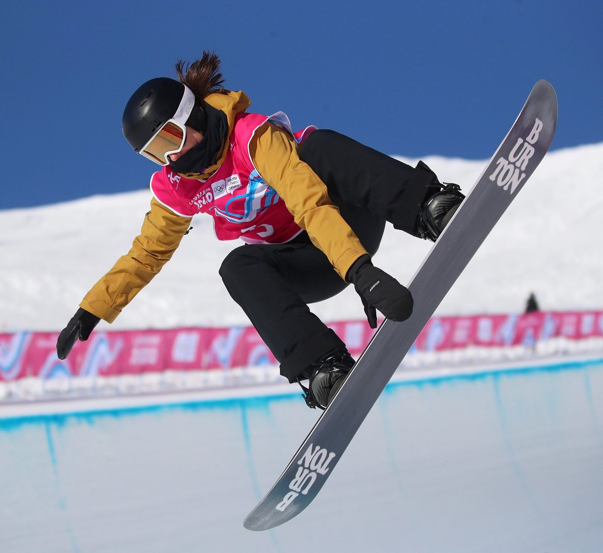 Snowboarding Explained: History, Rules & How to Start